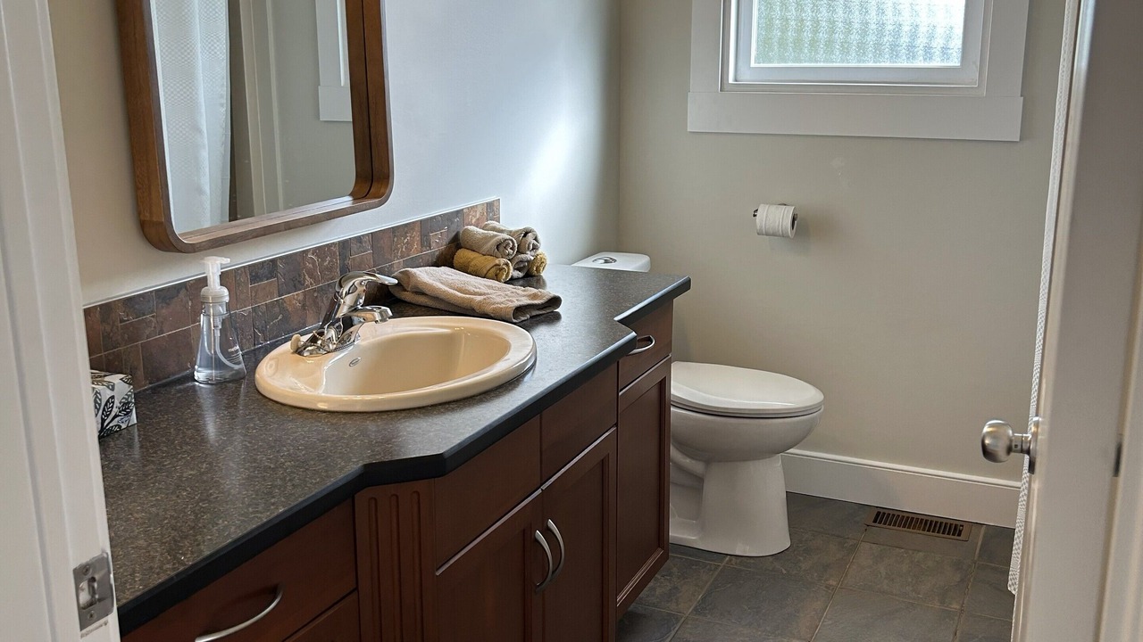 Photo of Bathroom in Brackendale