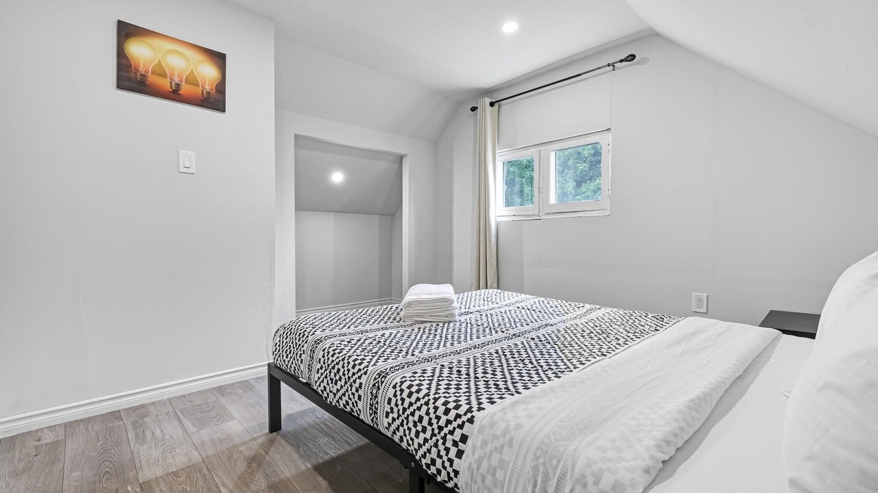 Photo of Bedroom in Hamilton