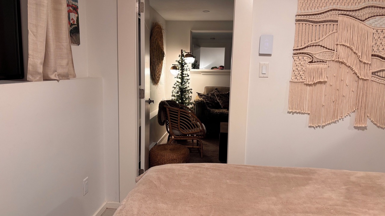 Photo of Bedroom in Bowen Island
