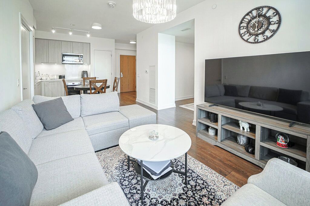 Photo of Livingroom in Thornhill