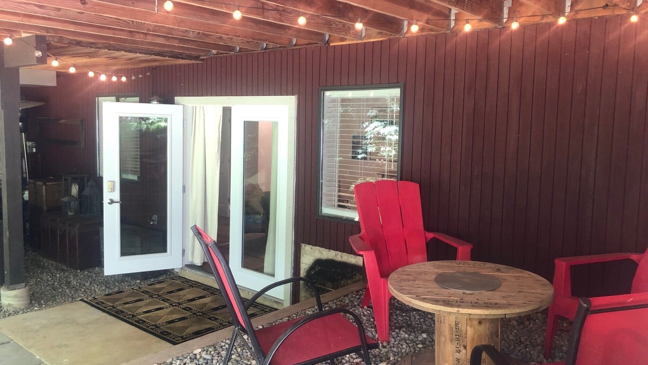 Photo of Outdoor in Caulfeild
