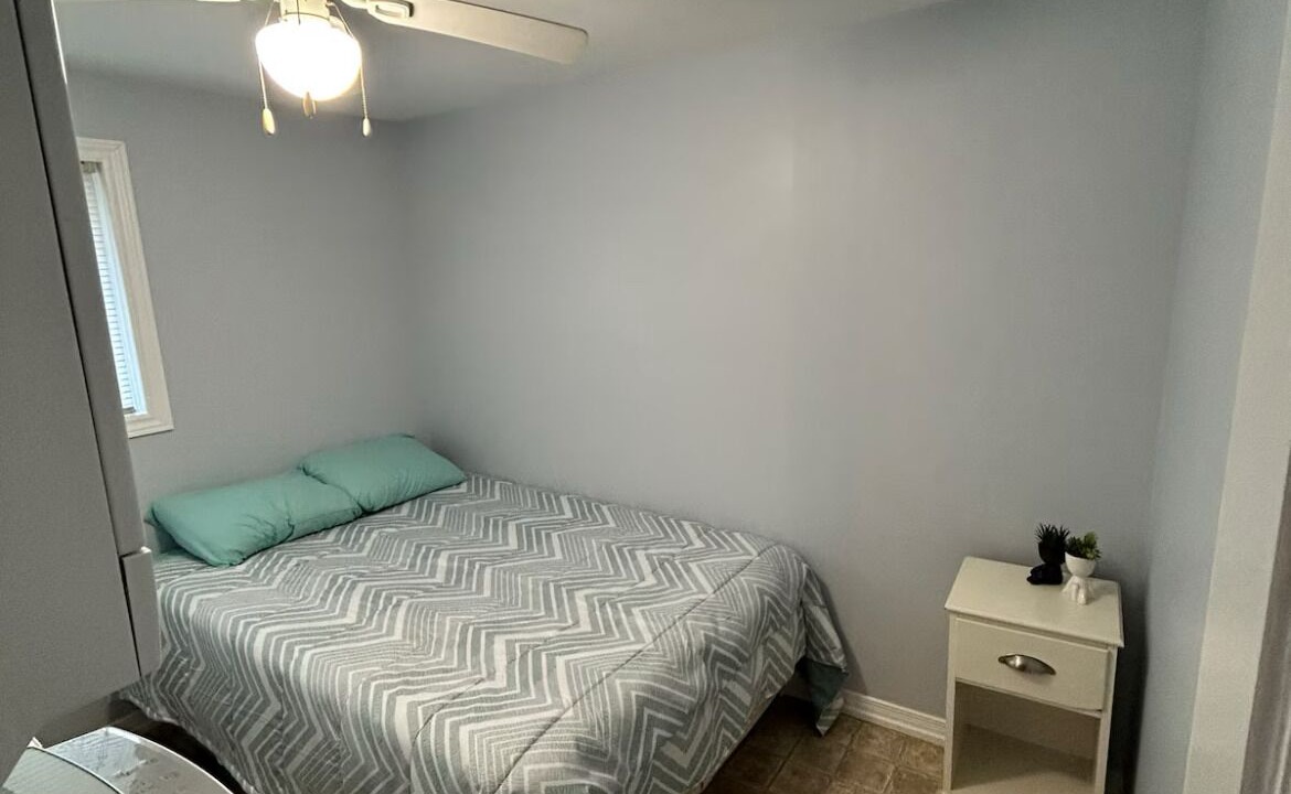 Photo of Bedroom in Point Clark