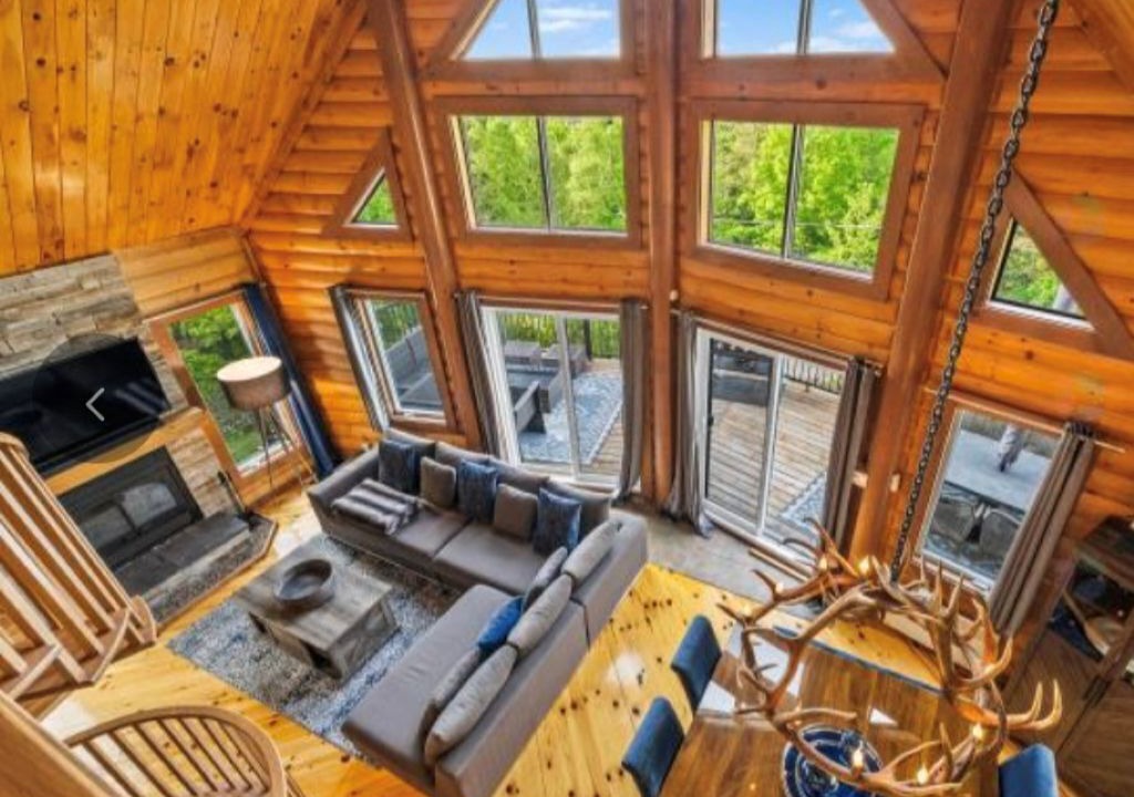 Photo of Livingroom in Val David