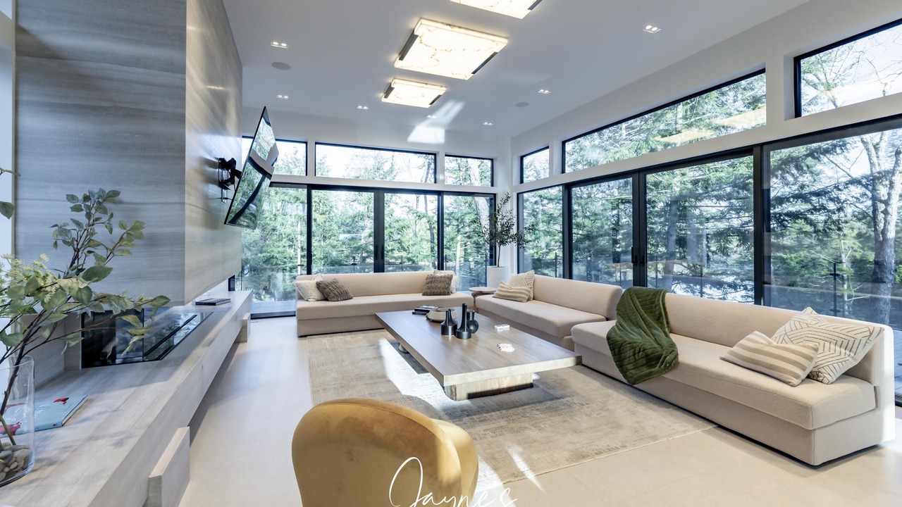 Photo of Bedroom in Muskoka Lakes