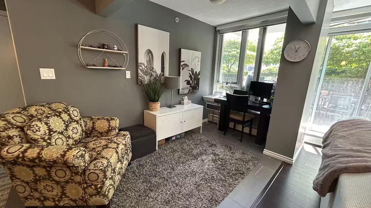 Photo of Livingroom in Gastown
