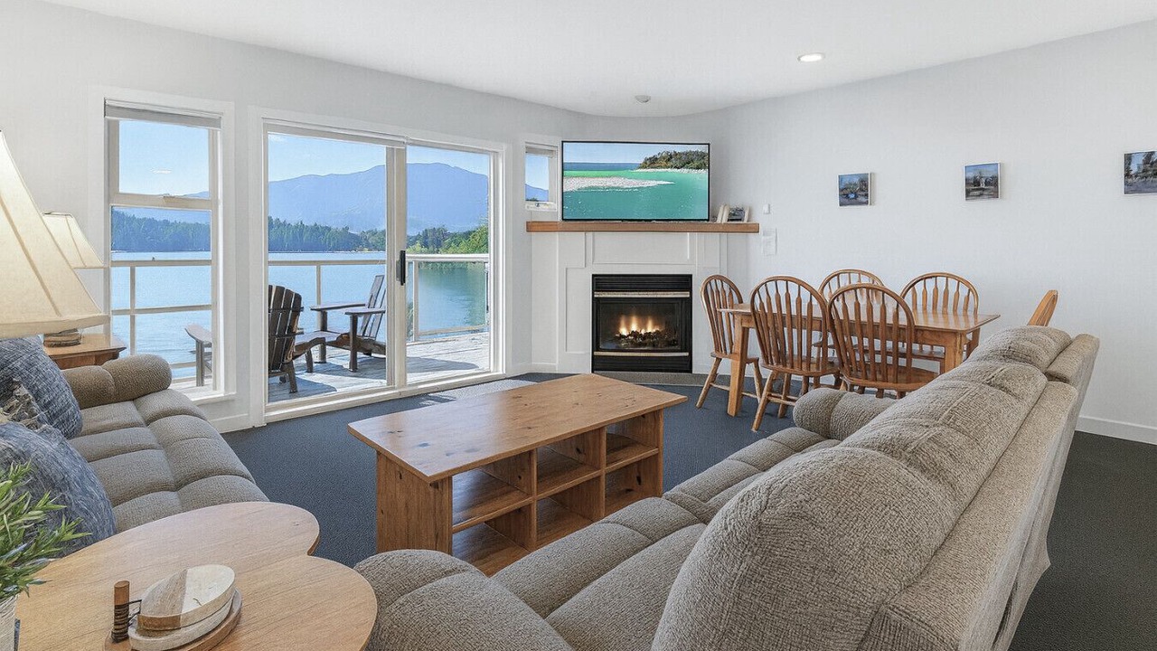 Photo of Others in Tofino