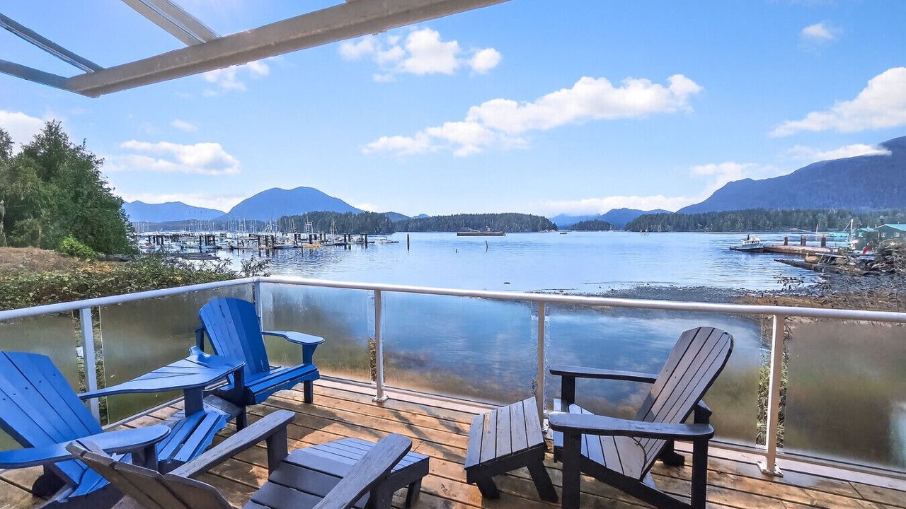 Photo of Others in Tofino
