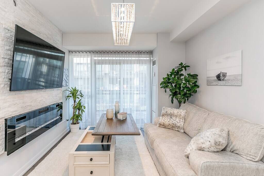 Photo of Livingroom in Big Bay Point