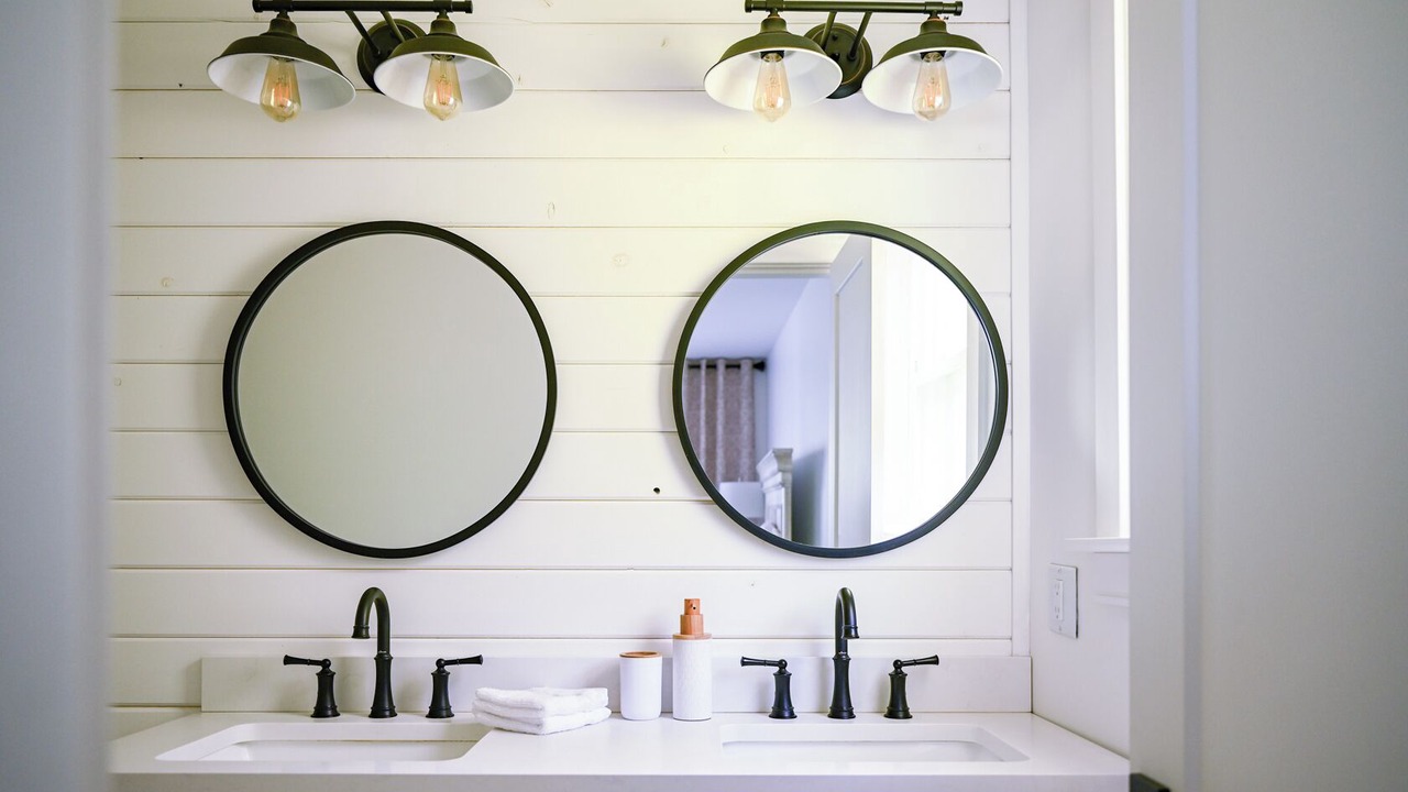 Photo of Bathroom in Regional District of Nanaimo
