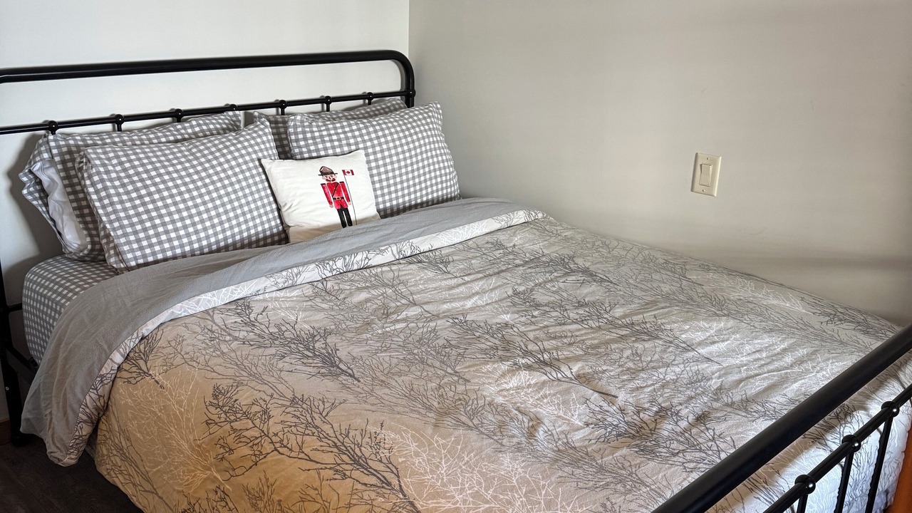 Photo of Bedroom in Big White Ski Resort