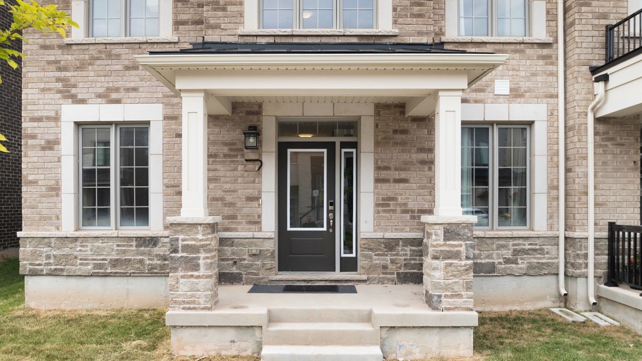Photo of Outdoor in Oakville