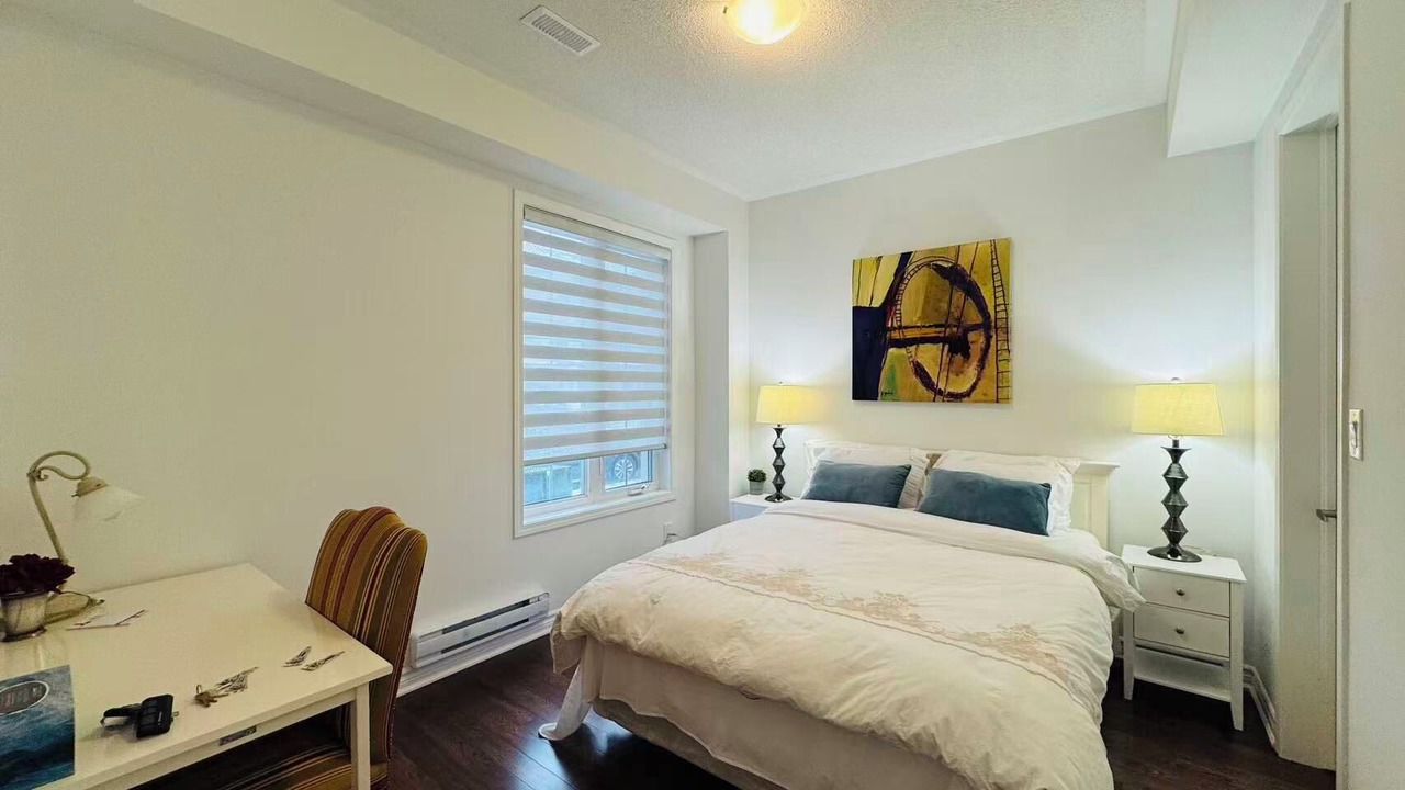 Photo of Bedroom in Oakville