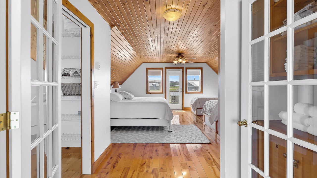 Photo of Bedroom in Sea View