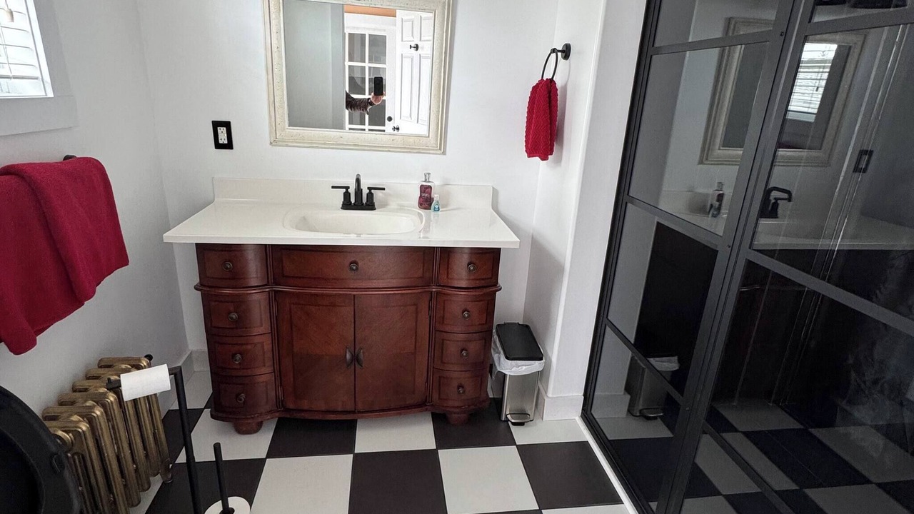 Photo of Bathroom in Membertou