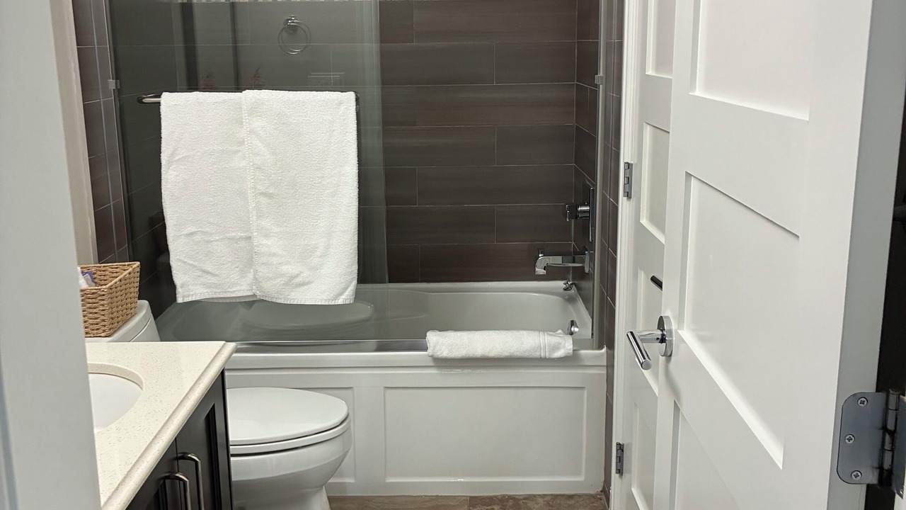 Photo of Bathroom in Steveston
