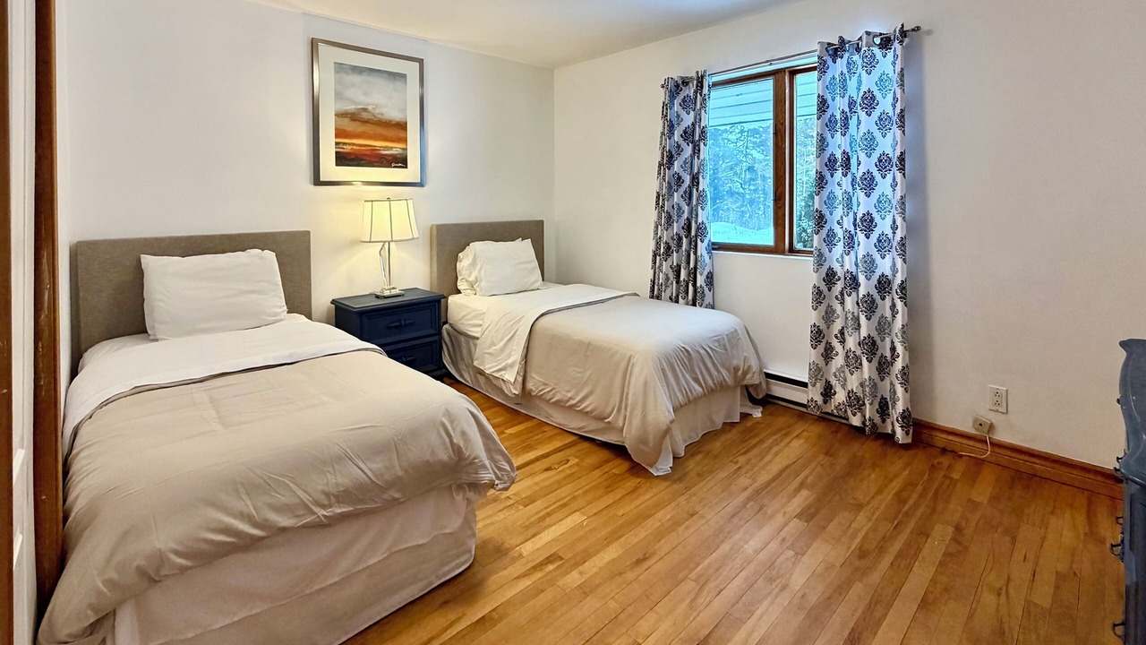 Photo of Bedroom in Algonquin Highlands