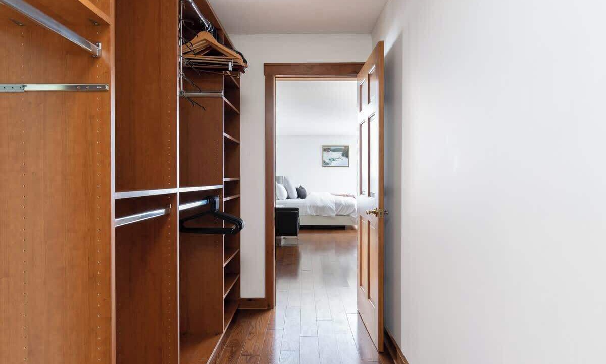 Photo of Bedroom in Lake of Bays
