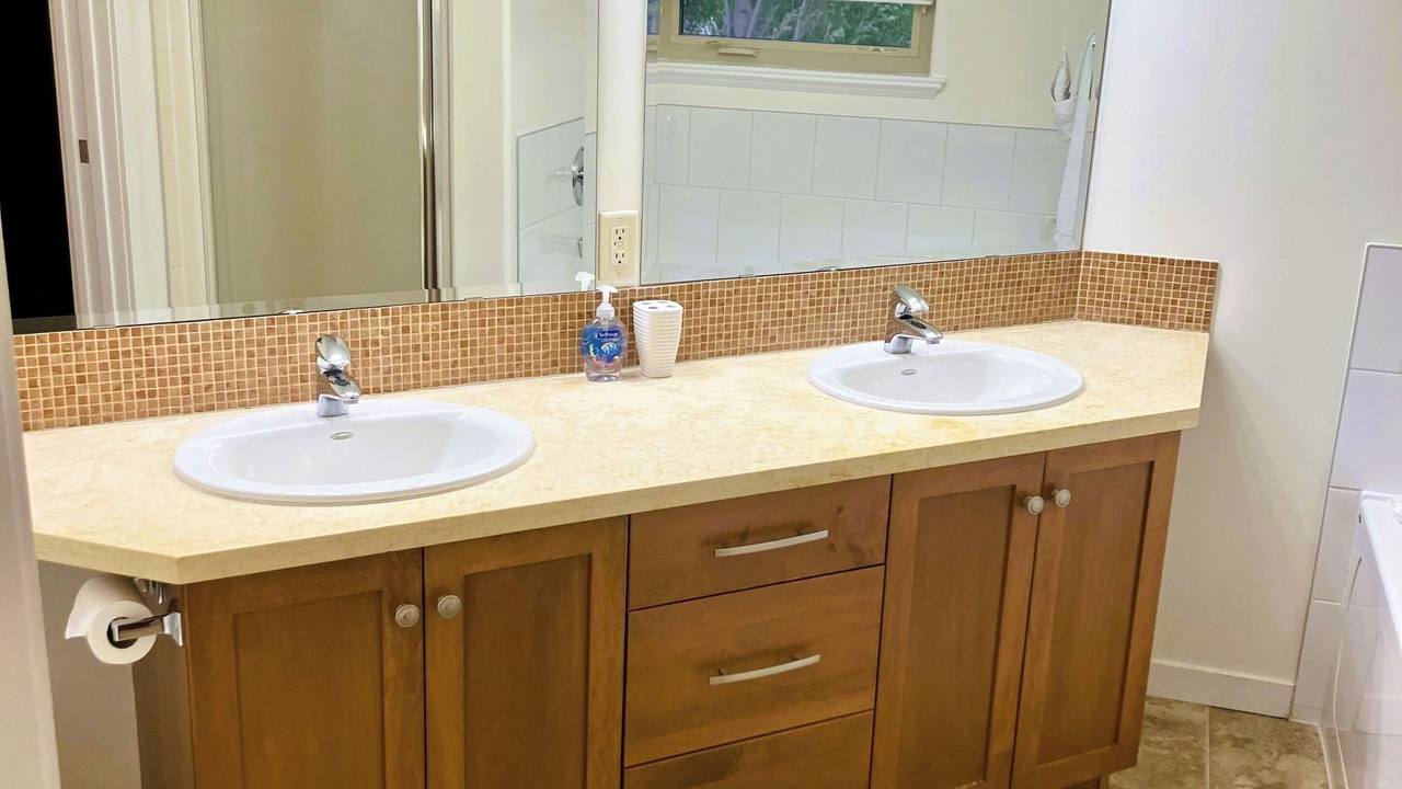 Photo of Bathroom in Okanagan-Similkameen
