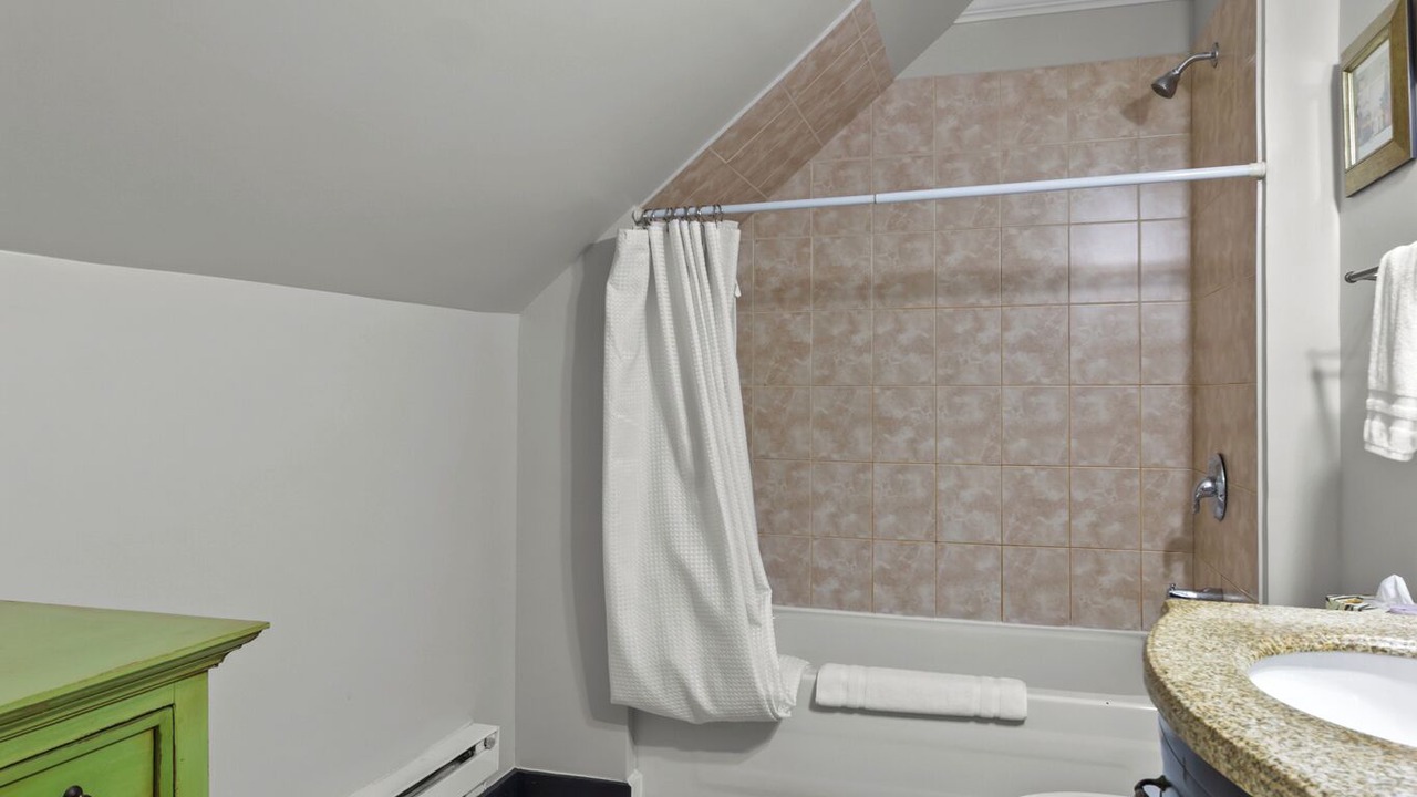 Photo of Bathroom in Waterford Valley