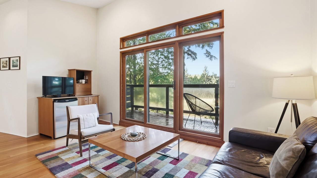 Photo of Patio Balcony in Ucluelet