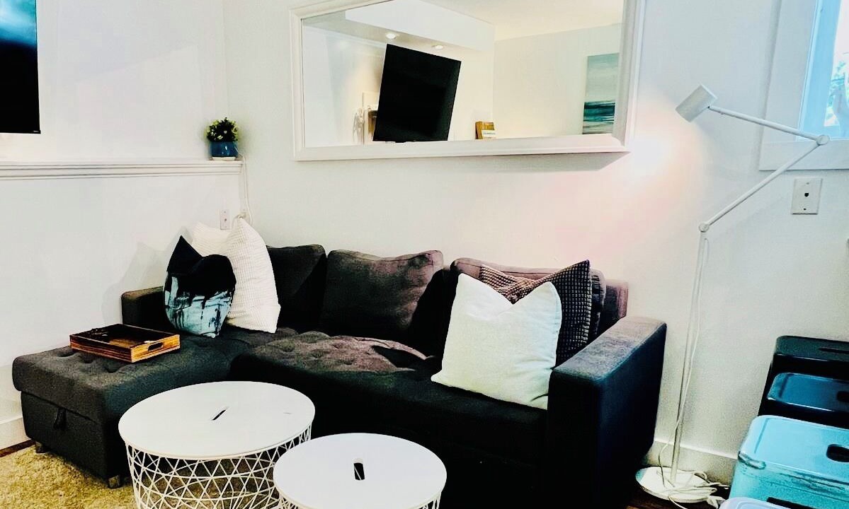 Photo of Livingroom in District of North Vancouver