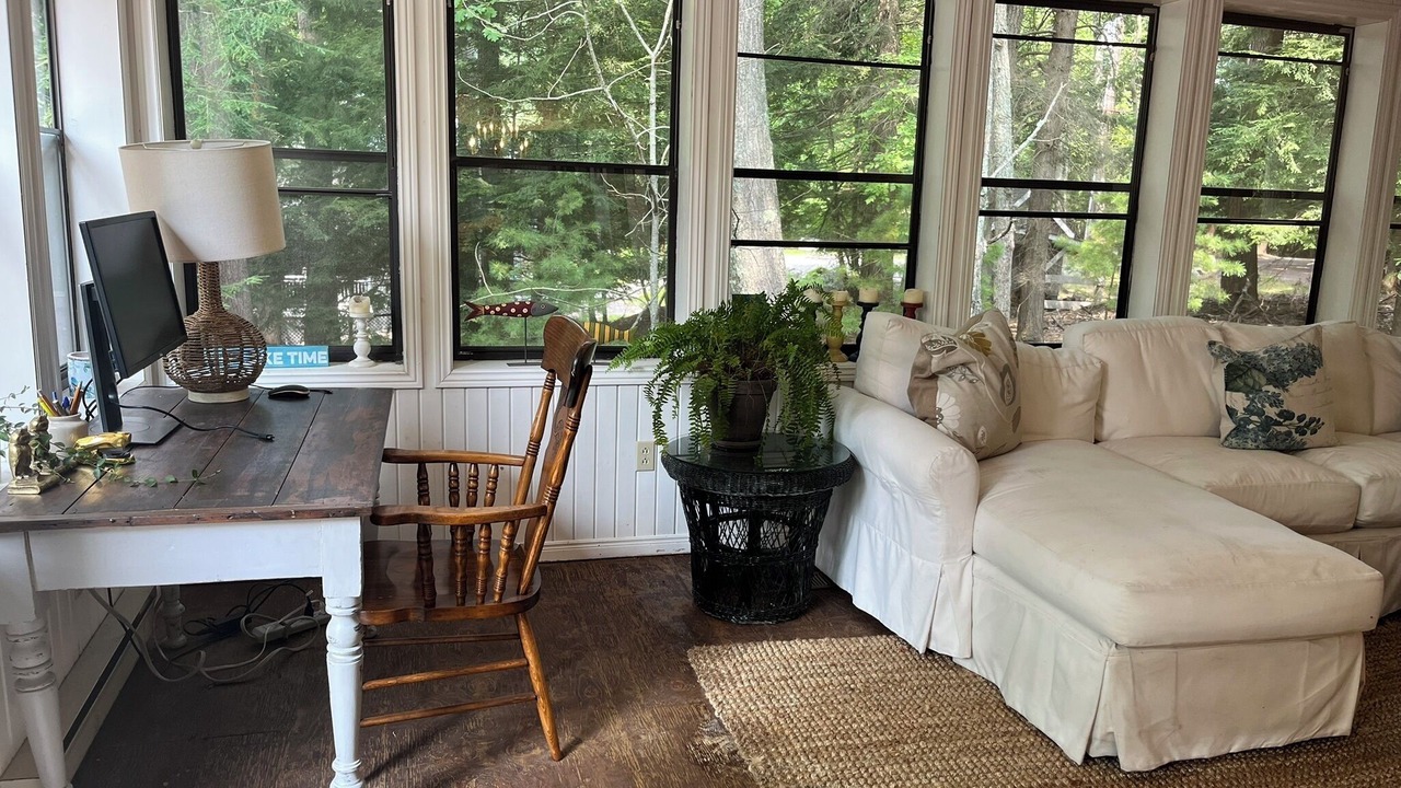 Photo of Bedroom in Muskoka Lakes