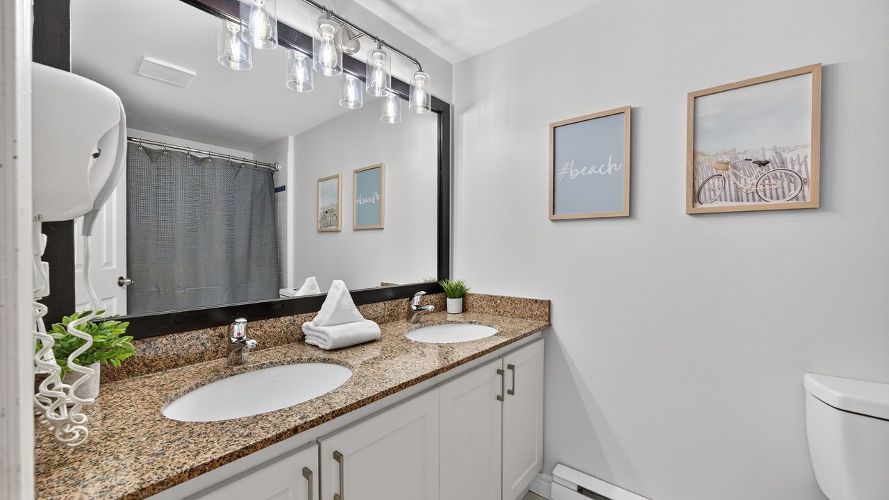 Photo of Bathroom in Craigleith