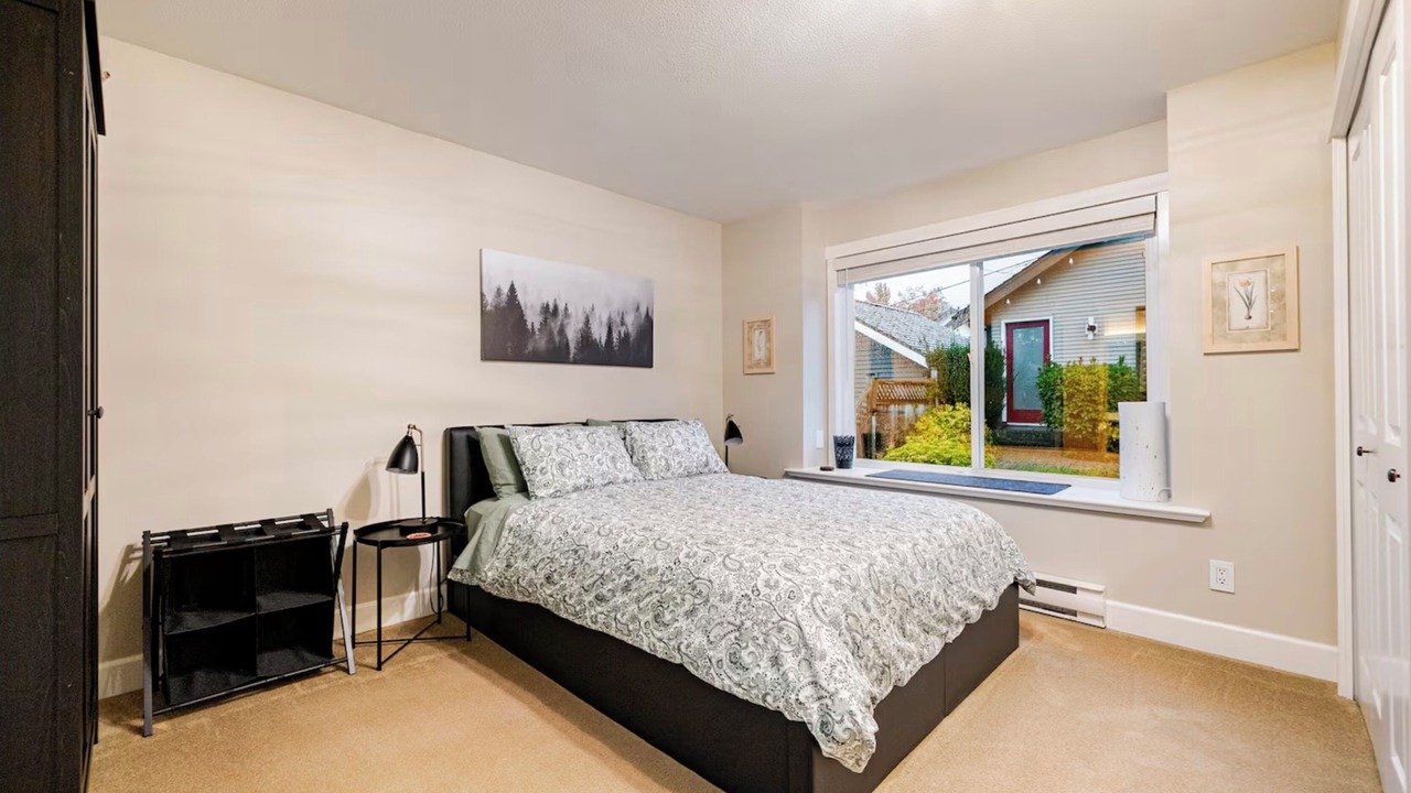 Photo of Bedroom in Upper Lonsdale