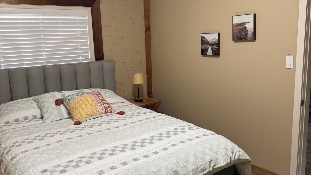 Photo of Bedroom in Cultus Lake