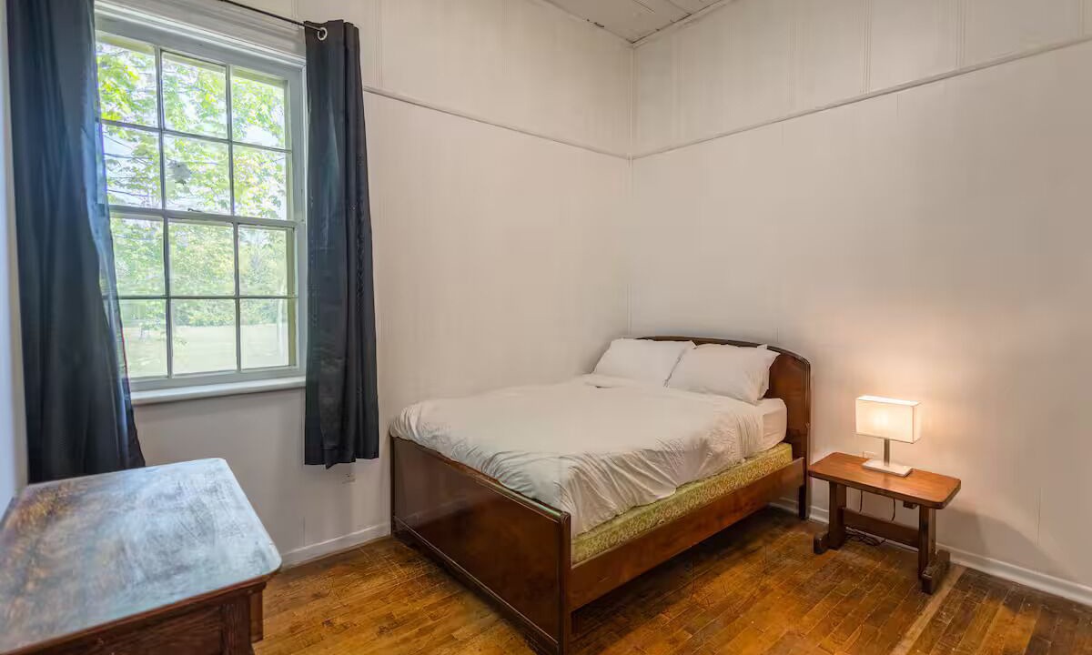 Photo of Bedroom in South Bruce Peninsula