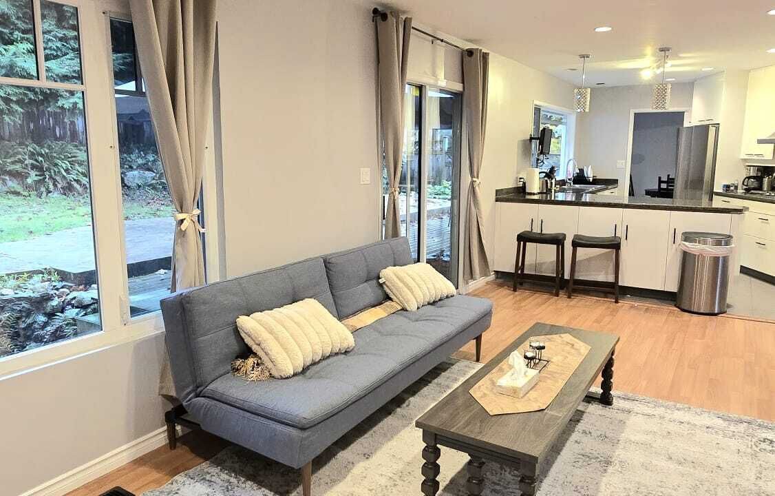 Photo of Livingroom in Upper Lonsdale