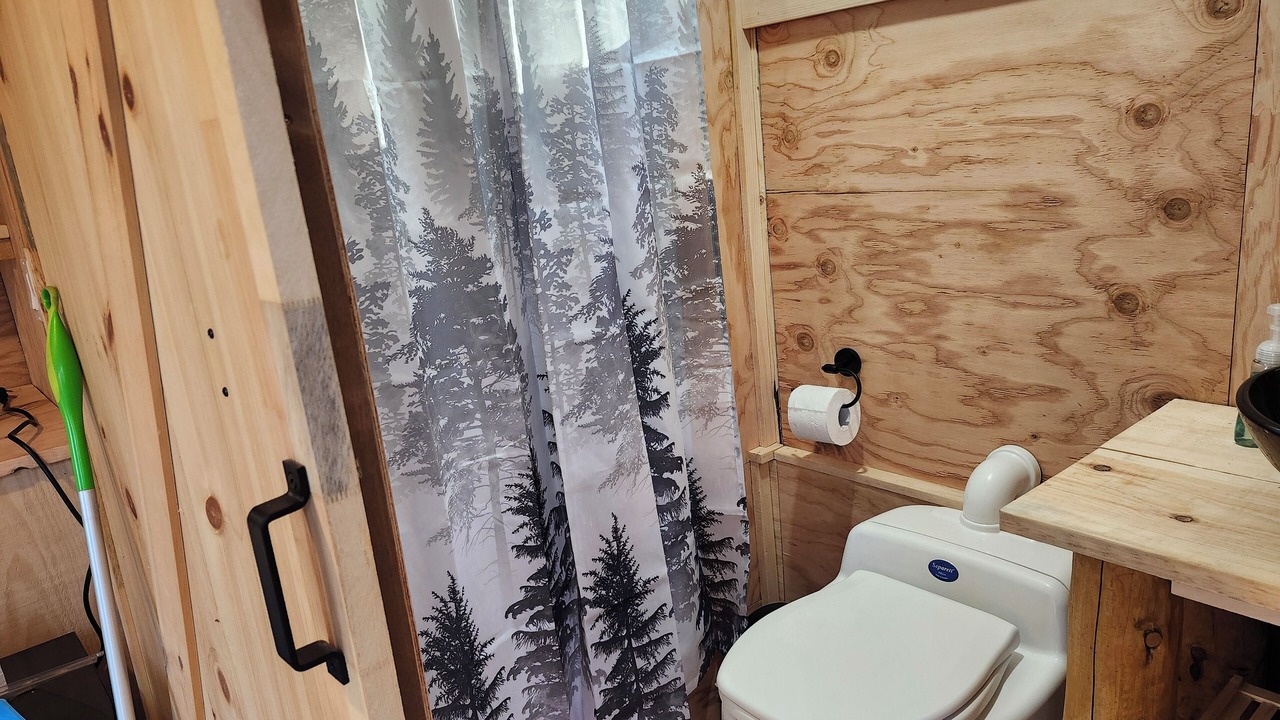 Photo of Bathroom in Corbeil