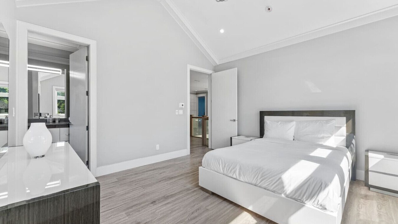 Photo of Bedroom in West Newton - Highway 10