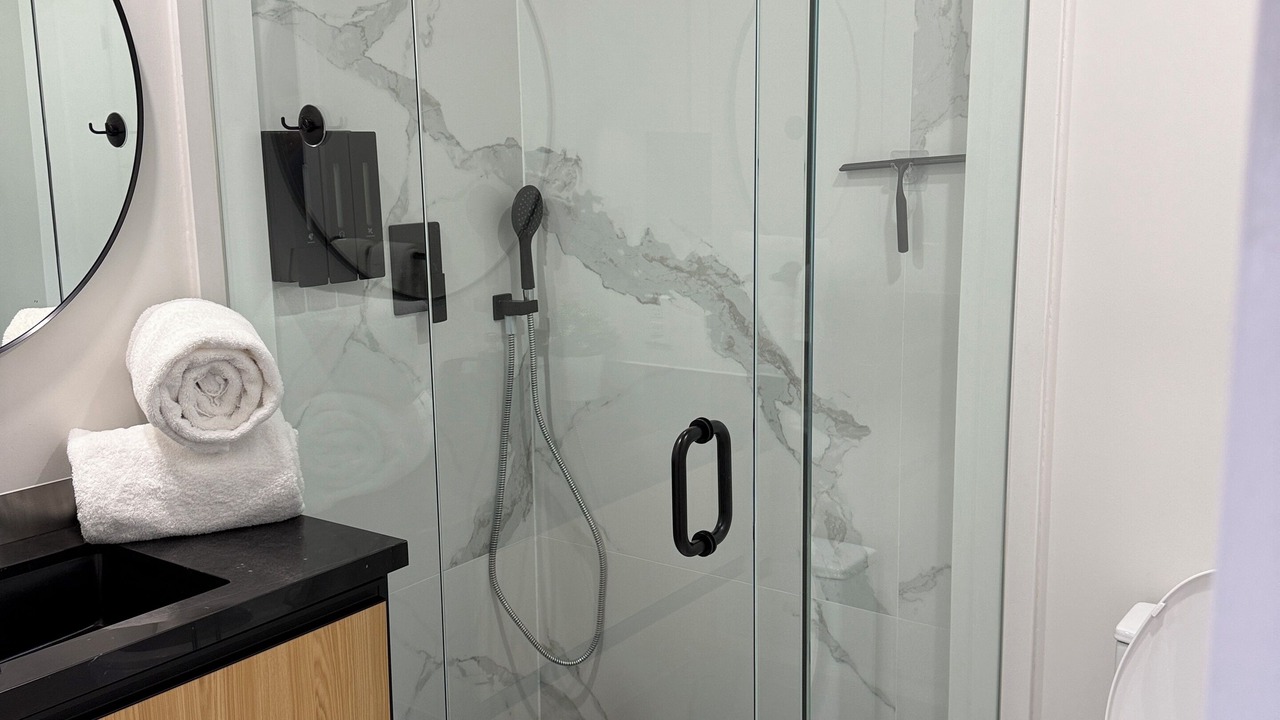 Photo of Bathroom in Niagara Falls