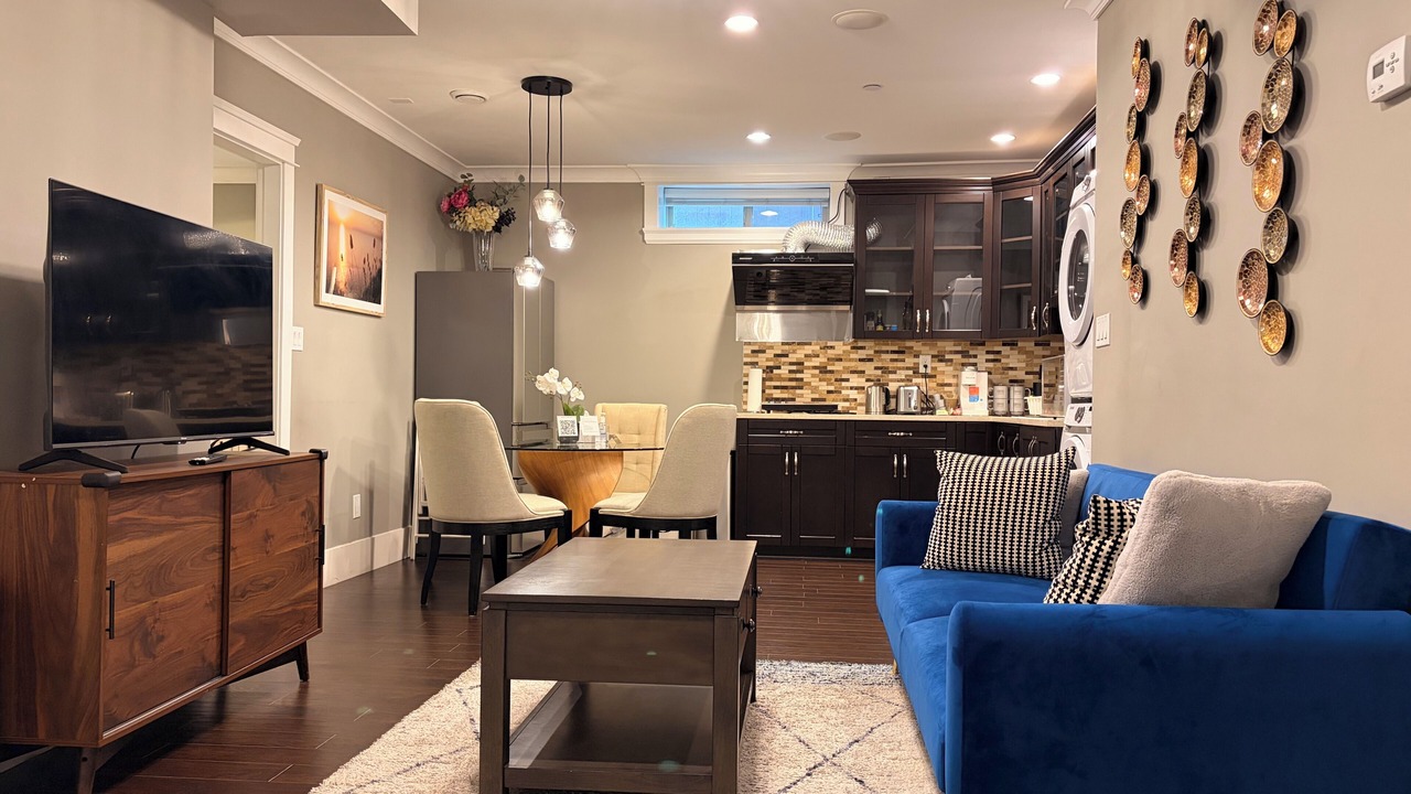 Photo of Livingroom in Fraserview