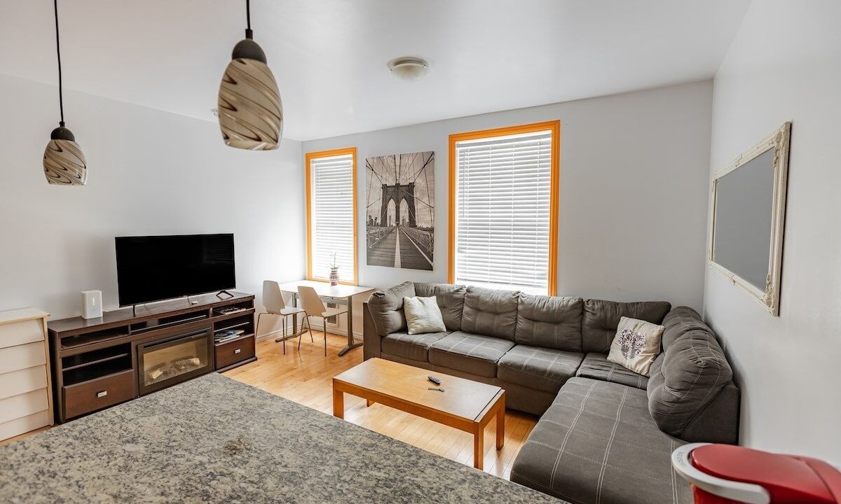 Photo of Livingroom in Downtown Ottawa