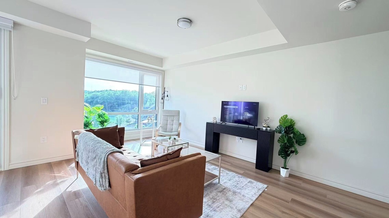 Photo of Livingroom in Huntsville