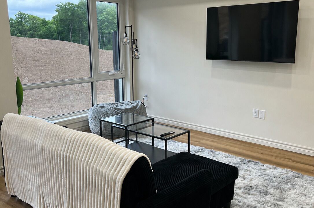Photo of Livingroom in Huntsville