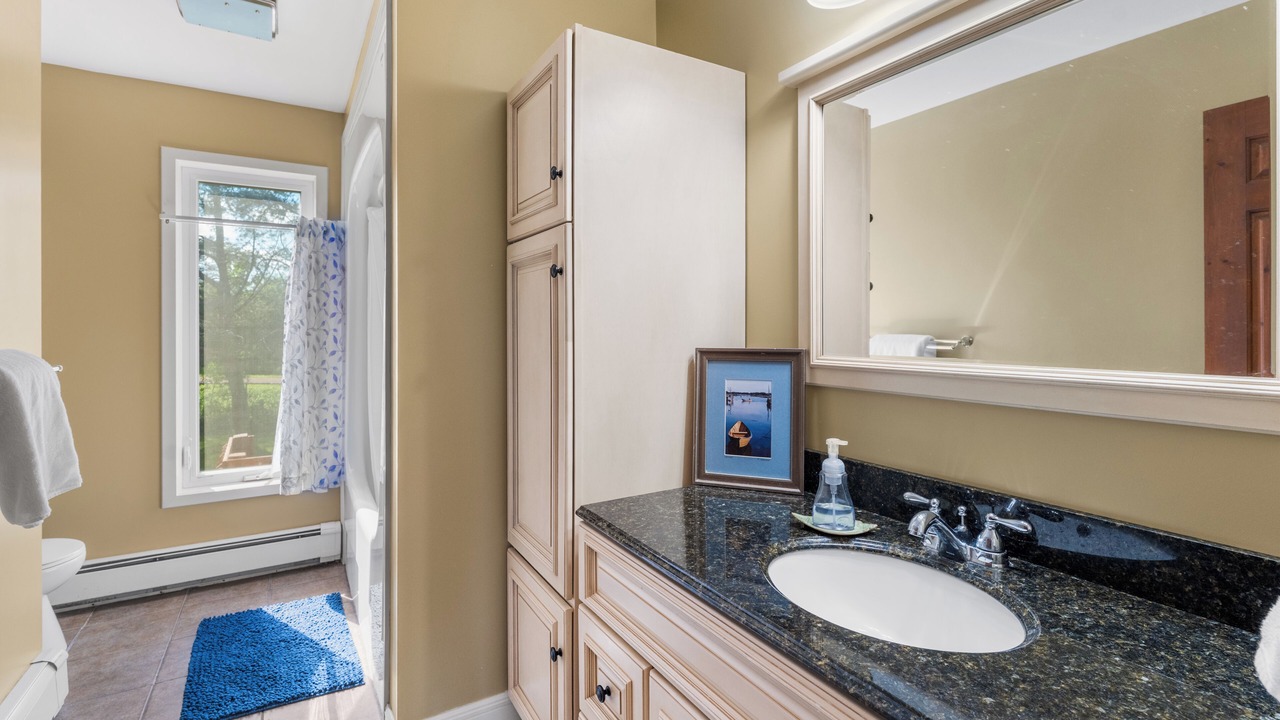 Photo of Bathroom in Summerside