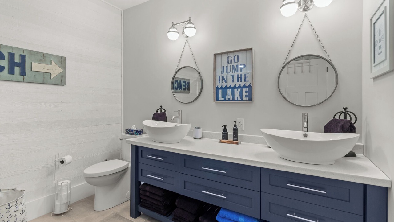 Photo of Bathroom in Whitbourne