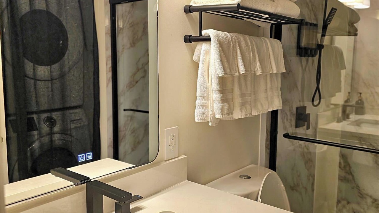 Photo of Bathroom in Ingersoll
