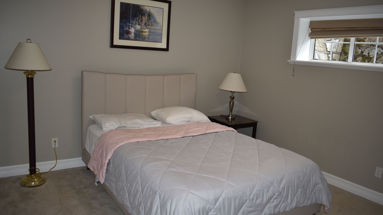 Photo of Bedroom in Gordon Head