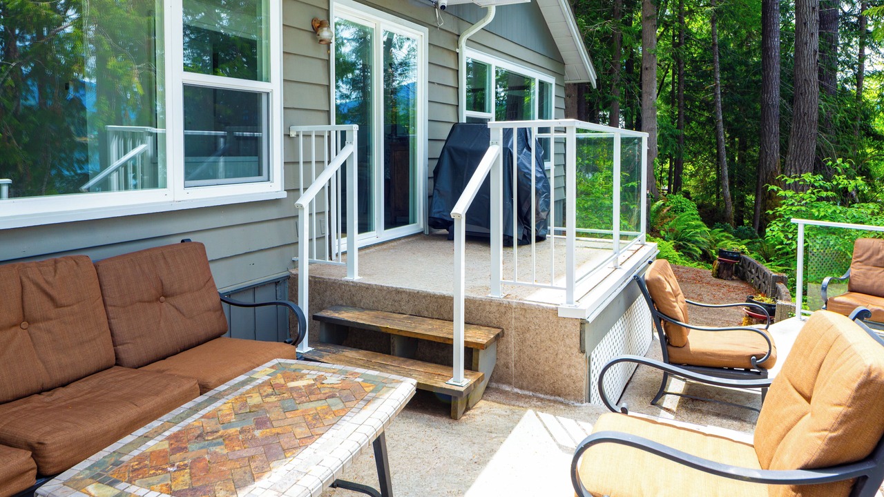 Photo of Patio Balcony in Port Alberni