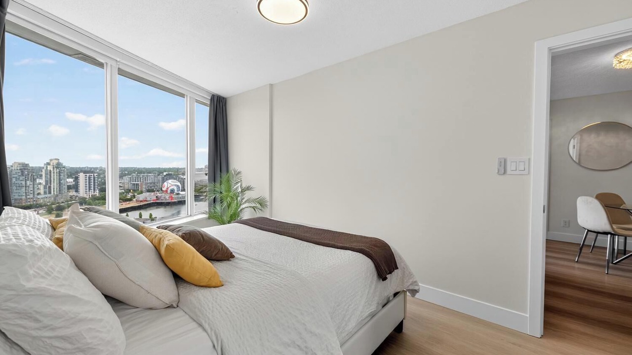 Photo of Bedroom in Gastown