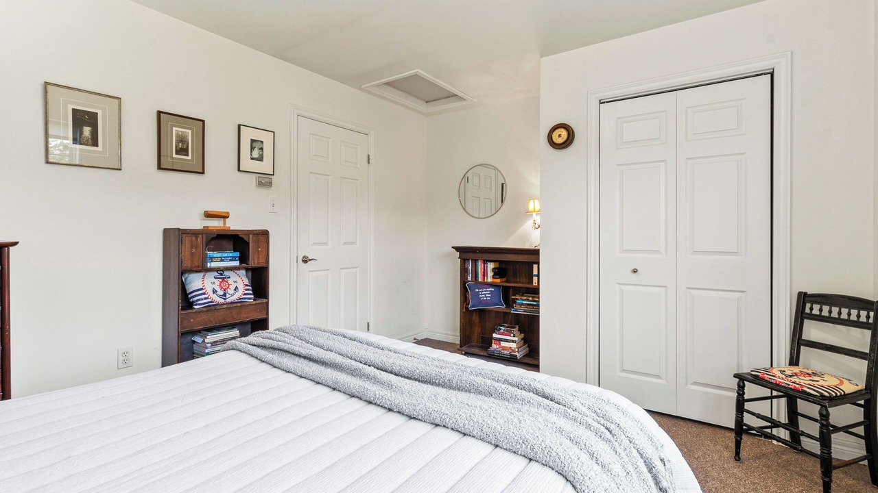 Photo of Bedroom in Malignant Cove