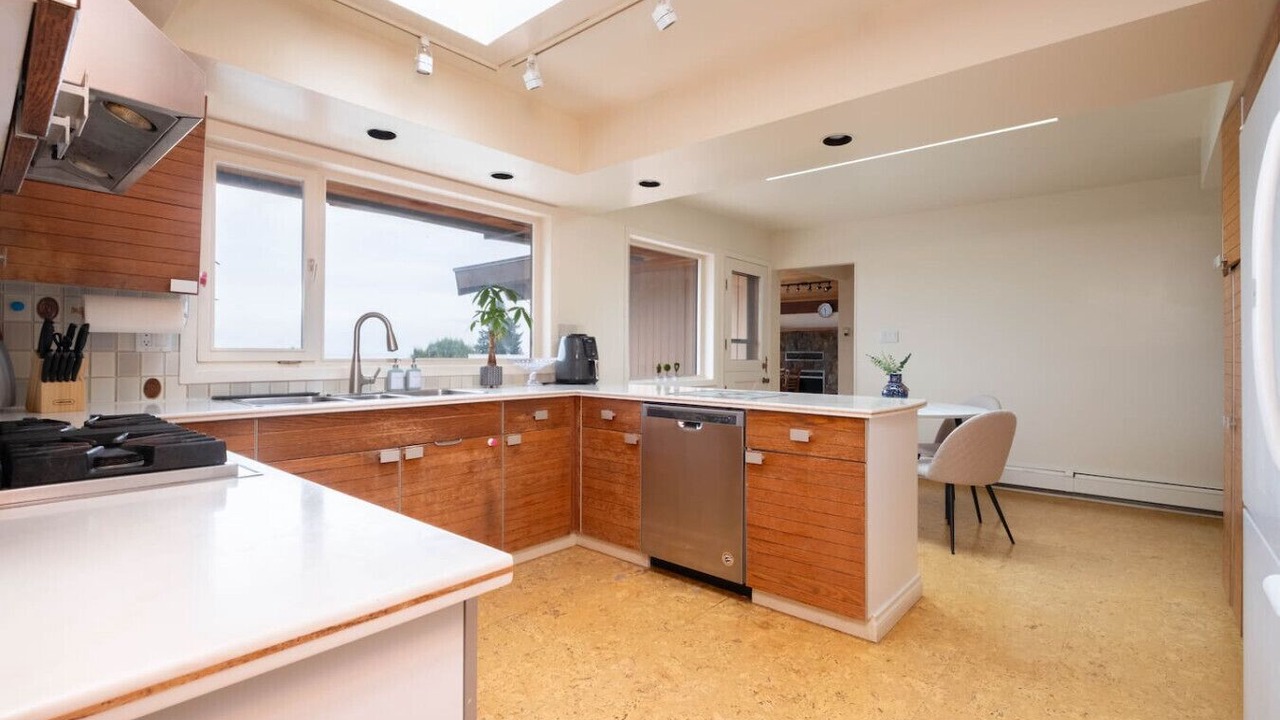 Photo of Kitchen in Caulfeild