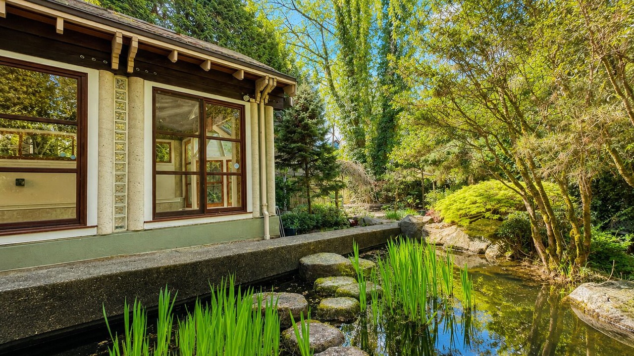 Photo of Outdoor in Shaughnessy