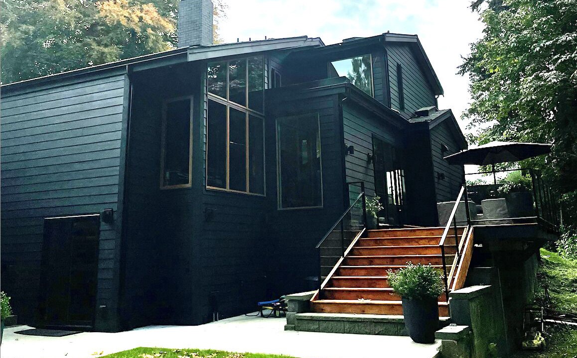 Photo of Outdoor in Hollyburn