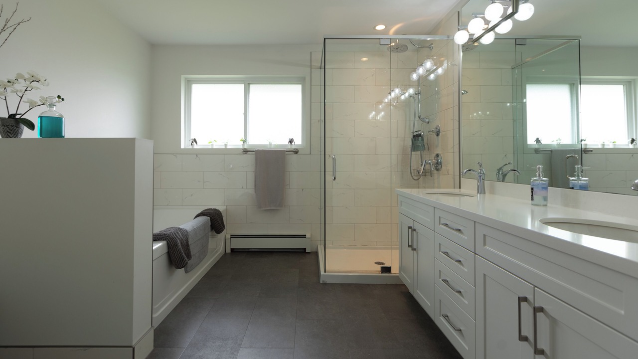 Photo of Bathroom in Metro Vancouver Regional District