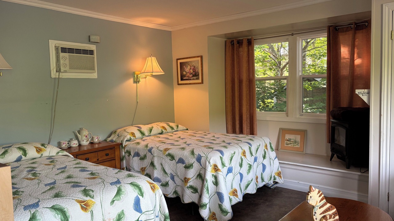 Photo of Bedroom in Pleasant Bay